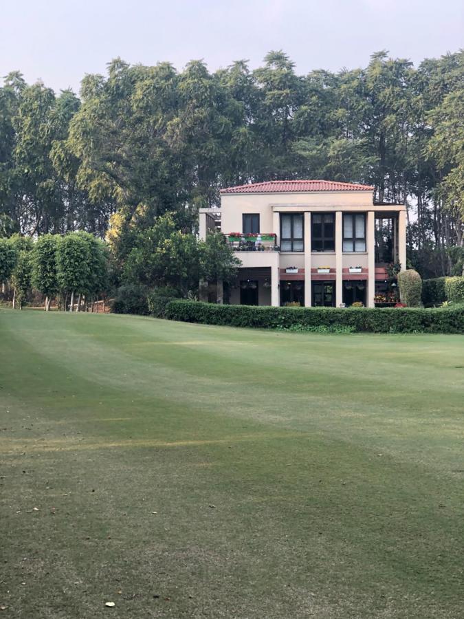Villa At Tarudhan Valley Golf Resort Manesar Zewnętrze zdjęcie
